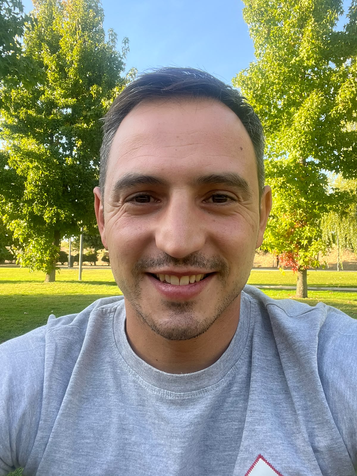 ROBERTO RIVAS HERNANDEZ